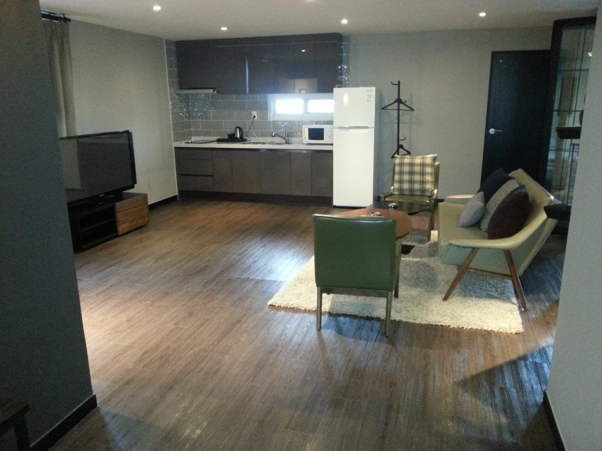 Hi Design Hotel ปูซาน ภายนอก รูปภาพ